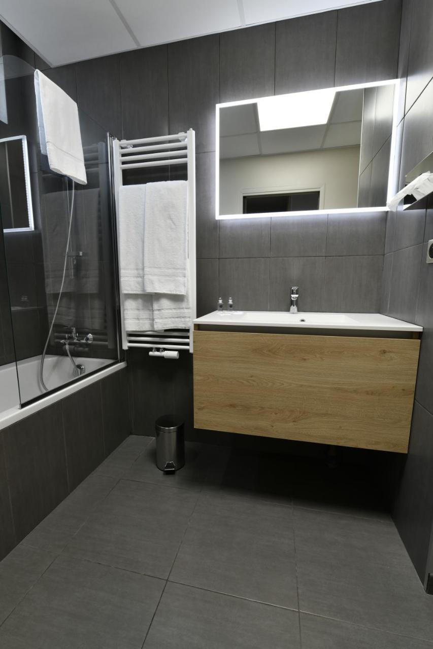 In Situ Hotel Valenciennes Kültér fotó