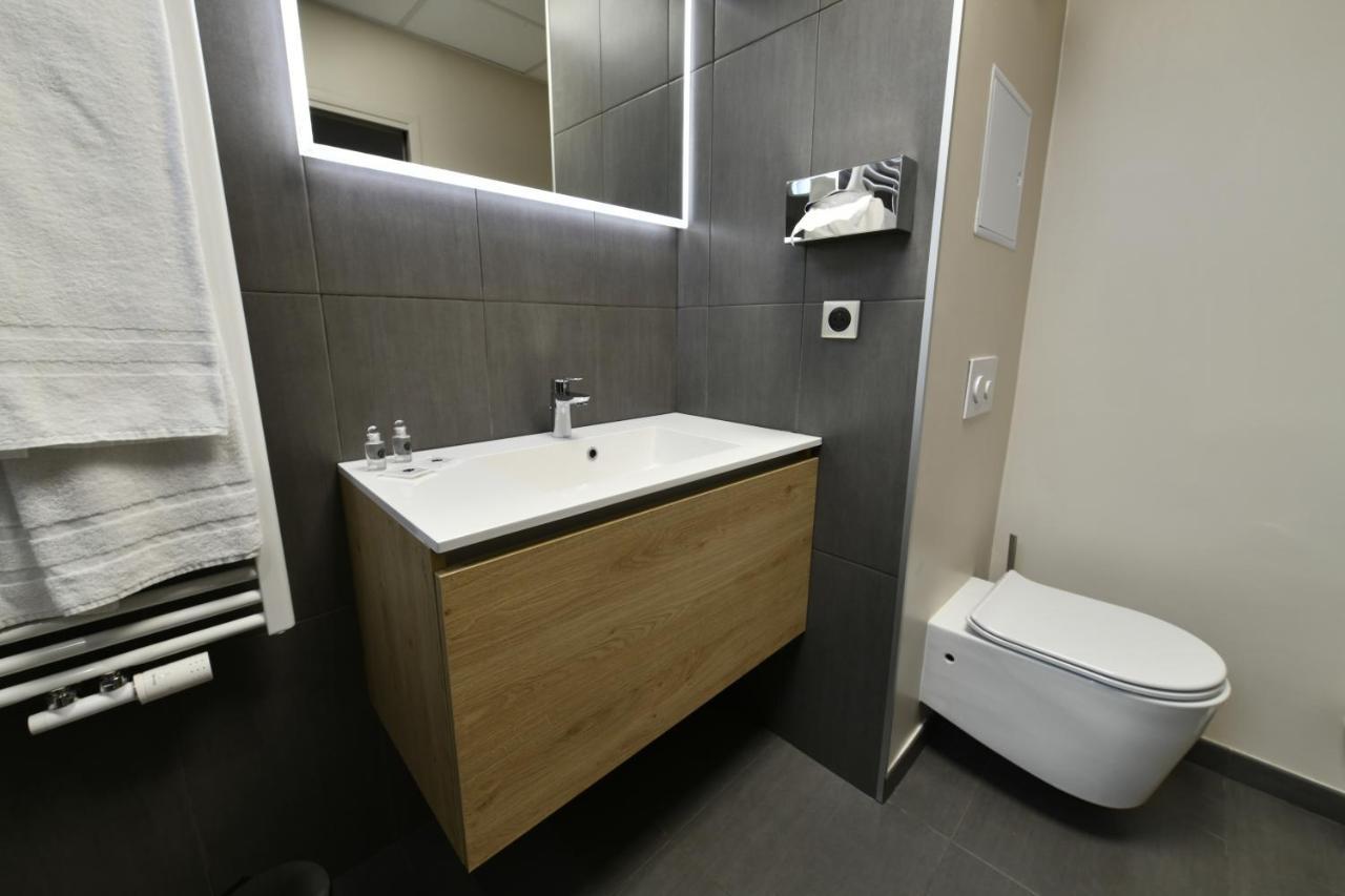 In Situ Hotel Valenciennes Kültér fotó